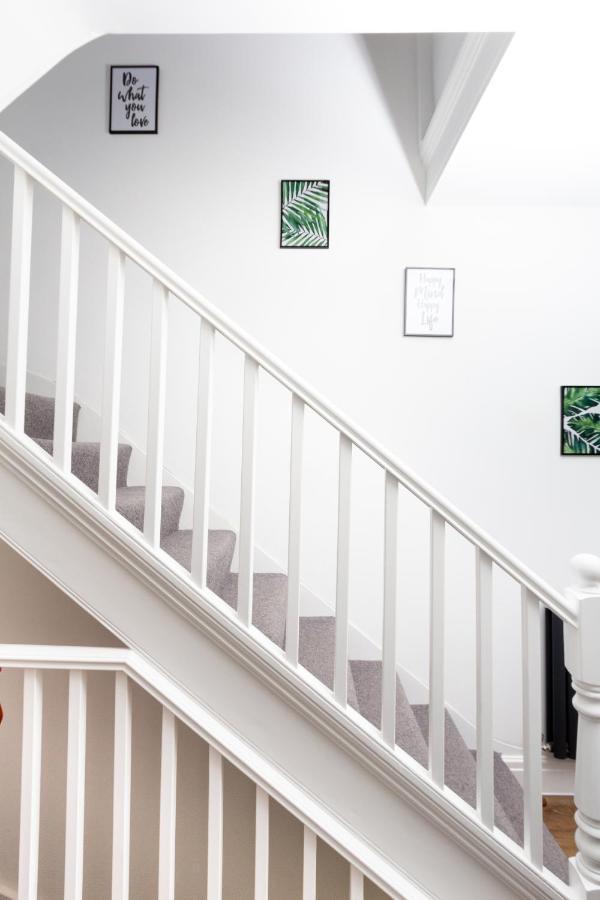 Bright Cheery 4 Bd Apartment By Brighton Station Buitenkant foto
